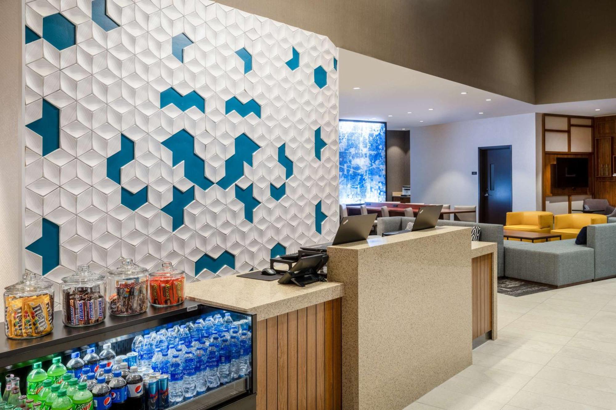 Hyatt Place Fort Worth-Alliance Town Center Екстериор снимка