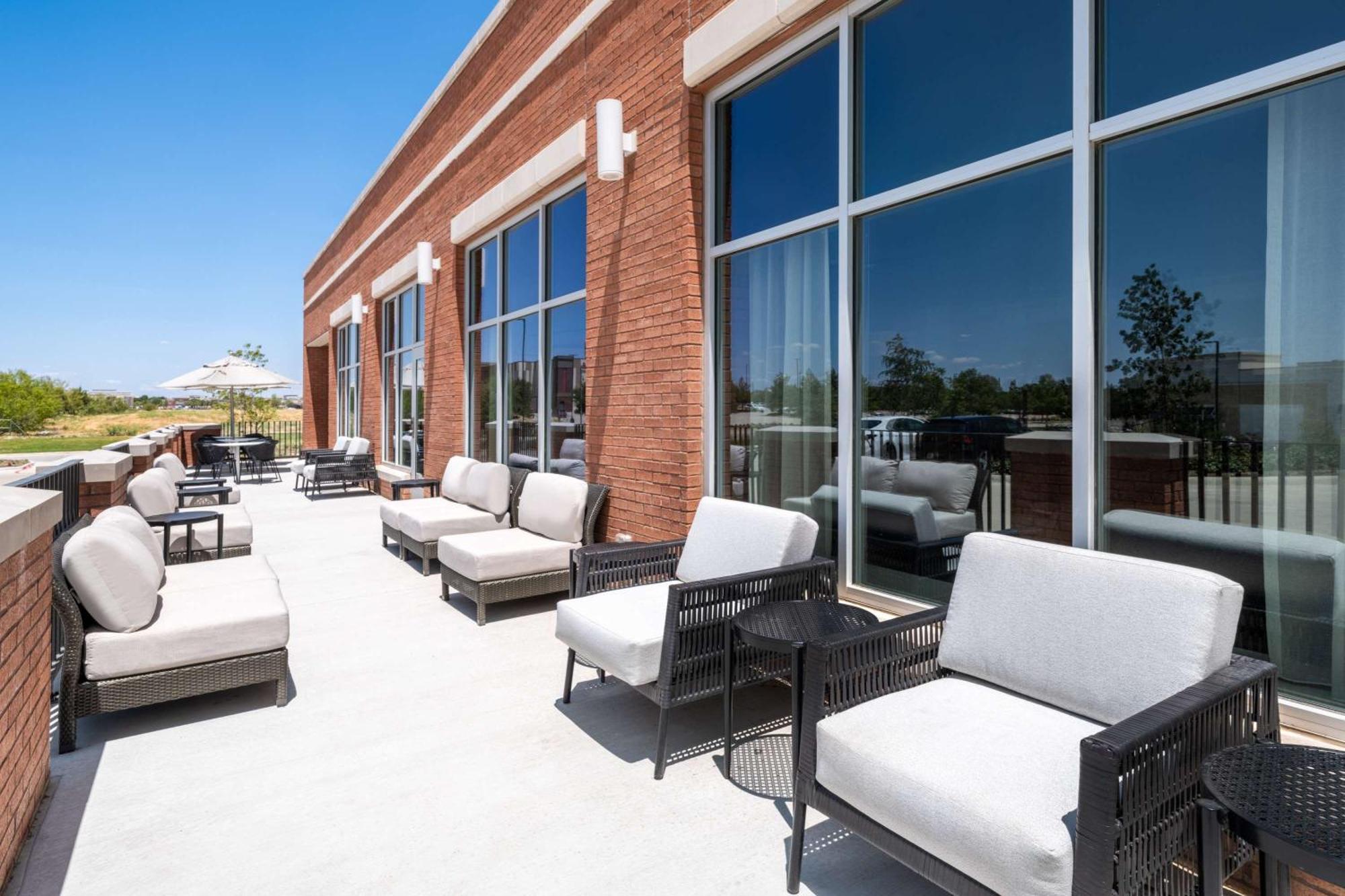 Hyatt Place Fort Worth-Alliance Town Center Екстериор снимка