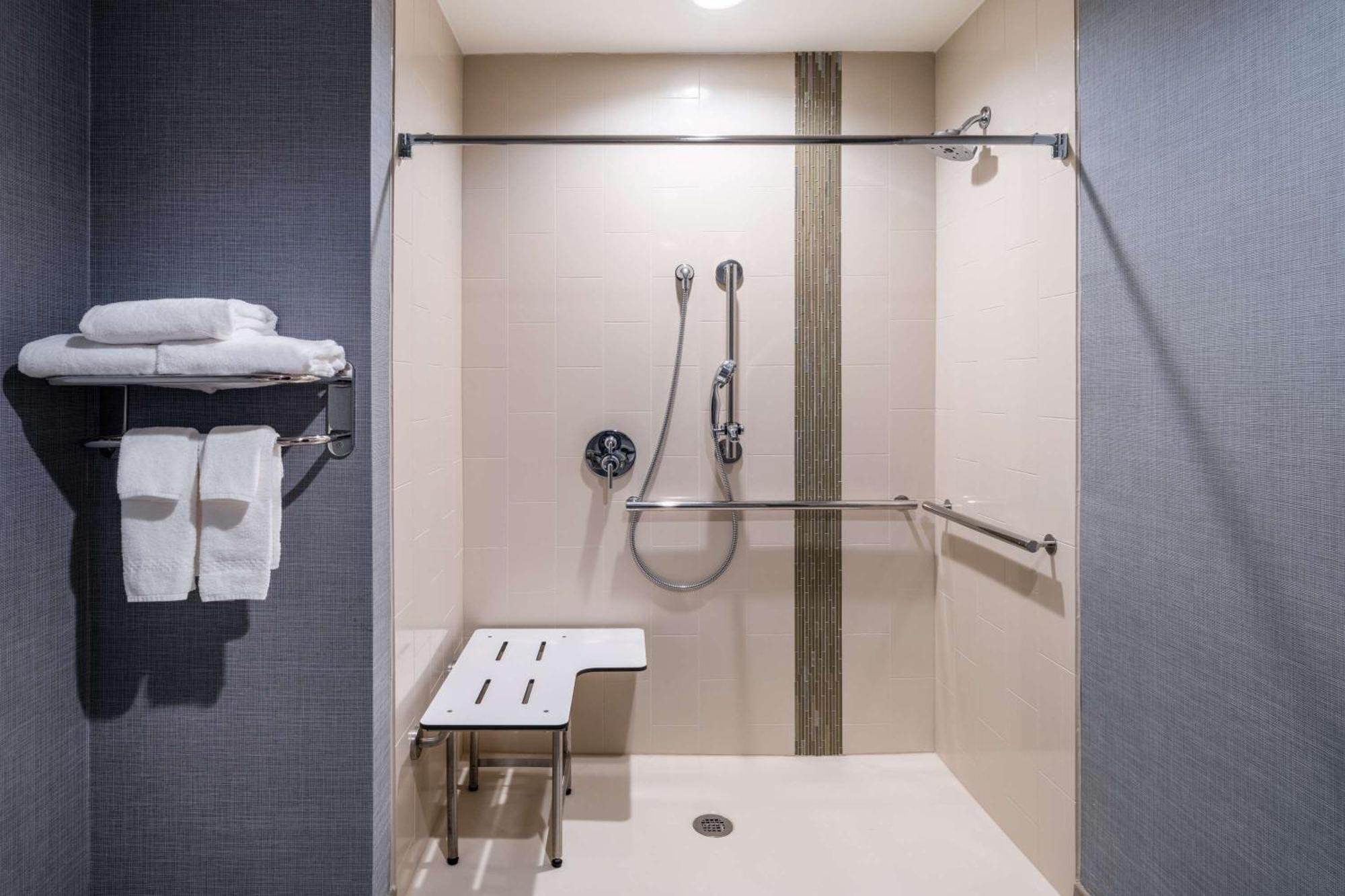 Hyatt Place Fort Worth-Alliance Town Center Екстериор снимка