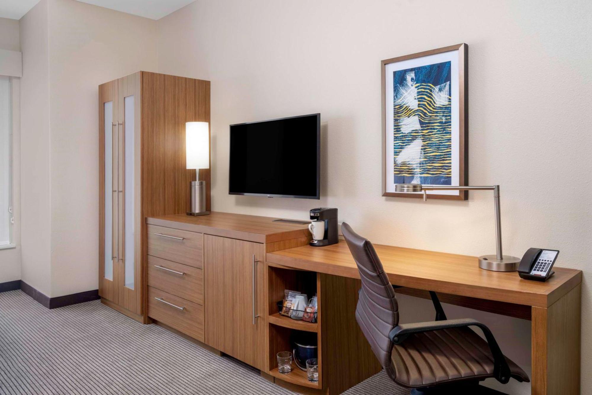 Hyatt Place Fort Worth-Alliance Town Center Екстериор снимка