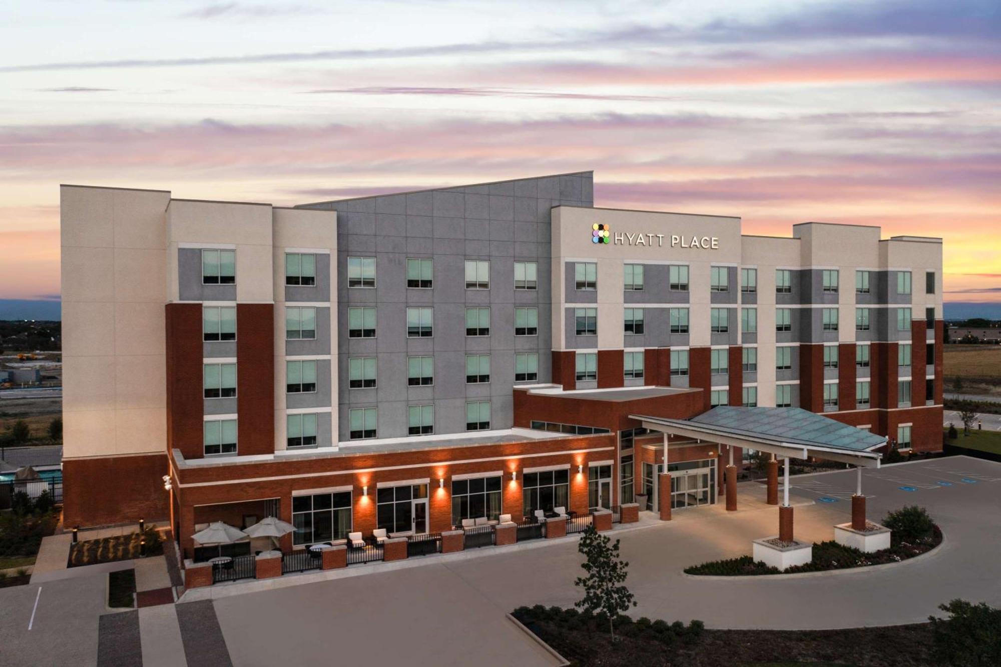 Hyatt Place Fort Worth-Alliance Town Center Екстериор снимка